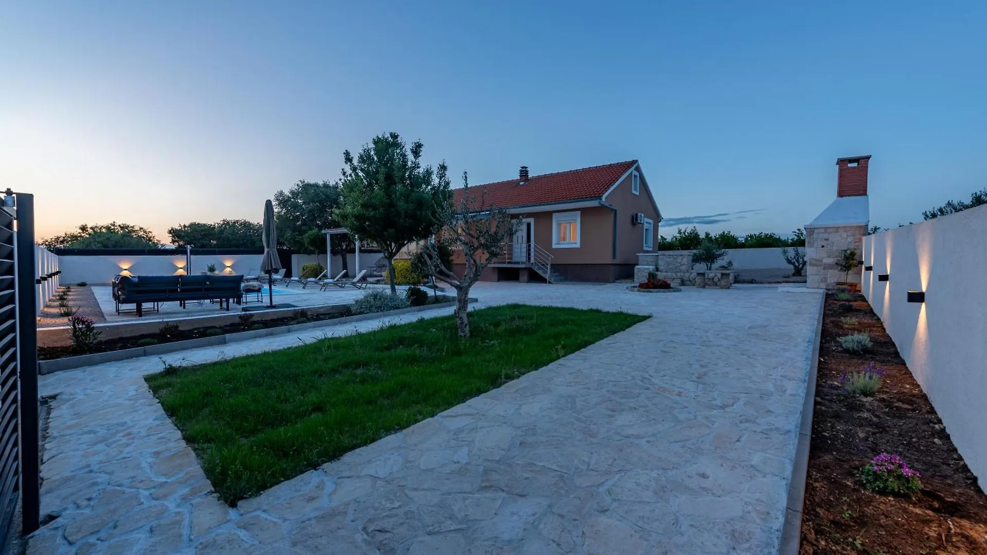 Holiday Home Lamar - With Heated Pool And Whirlpool Rastevic Chorvatsko