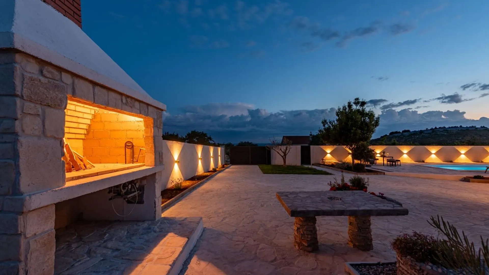 Holiday Home Lamar - With Heated Pool And Whirlpool Rastevic Chorvatsko